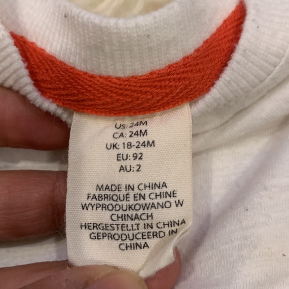 Long Sleeve T-Shirts White with Hedgehog & Gray/Brown in Basketball Design 24M - Picture 8 of 9